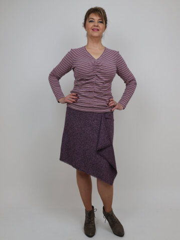 N�ra szoknya